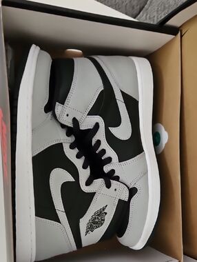 Nike Air Jordan 1 Mid Gray & Dark Green Sneakers
